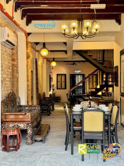 Heritage House 16pax Riverview 3 Mins Walkjonker Holiday home