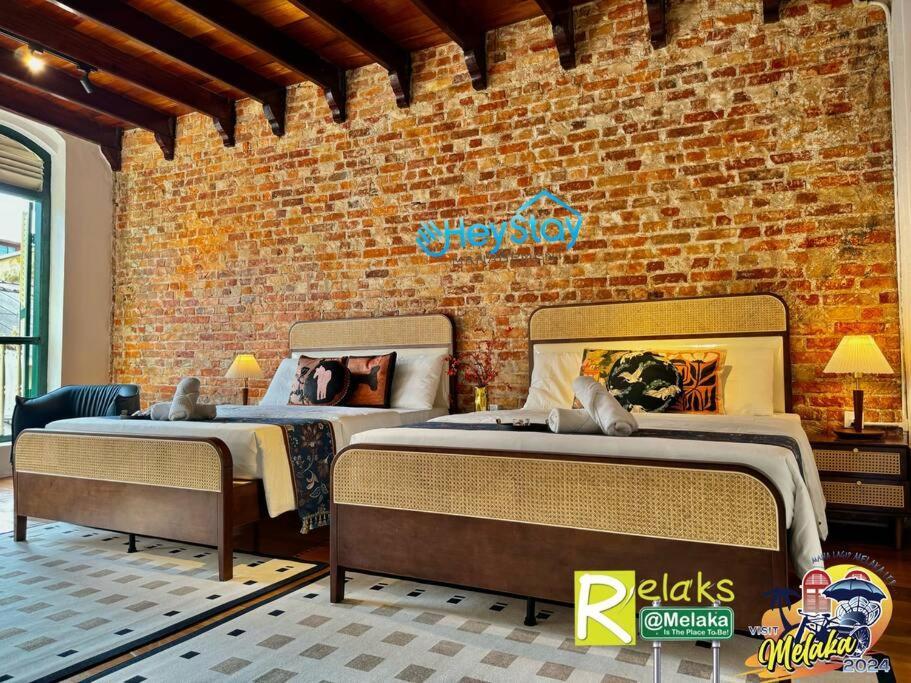 Heritage House 16pax Riverview 3 Mins Walkjonker Malacca